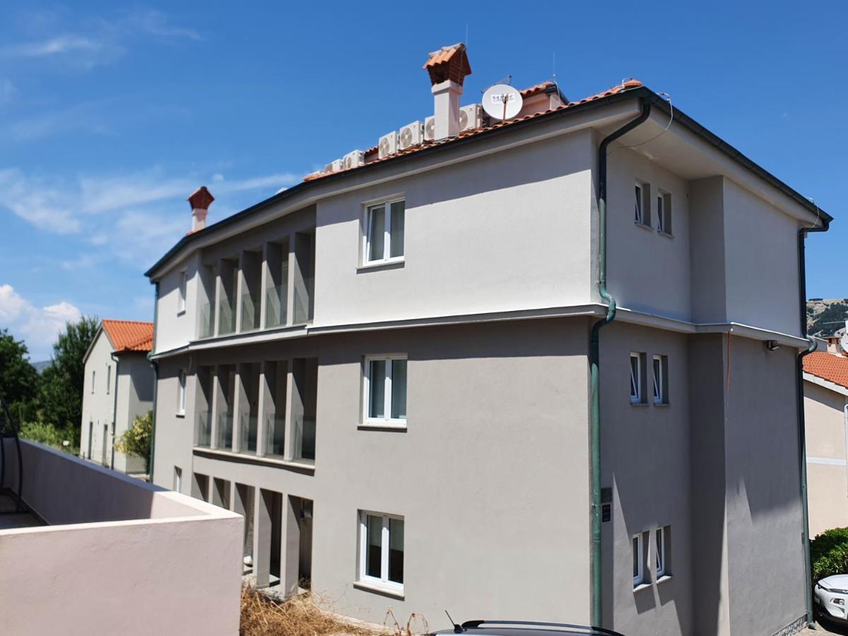 Vis A Vis Apartments Baška Exterior foto